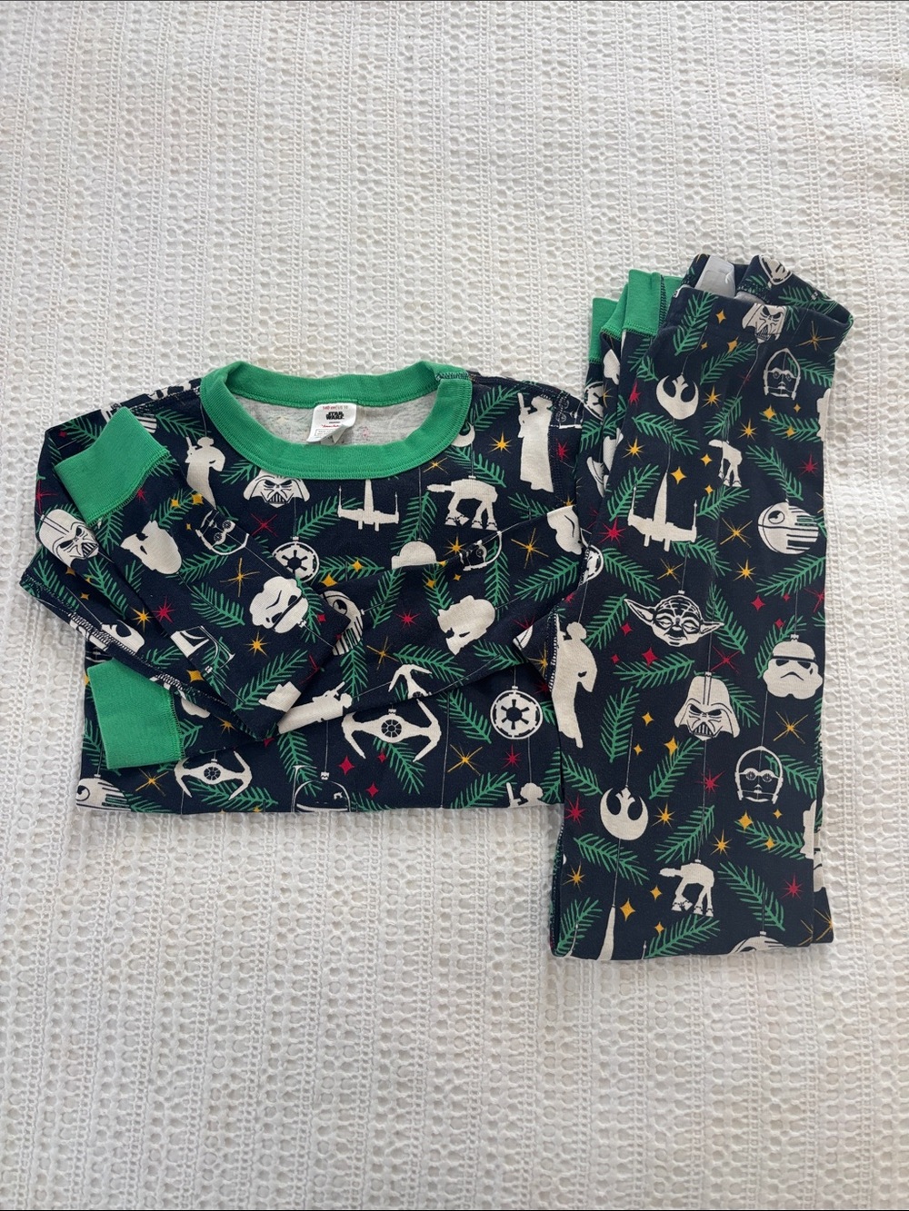 Hanna Andersson Black and Green Star Wars Pajama Set